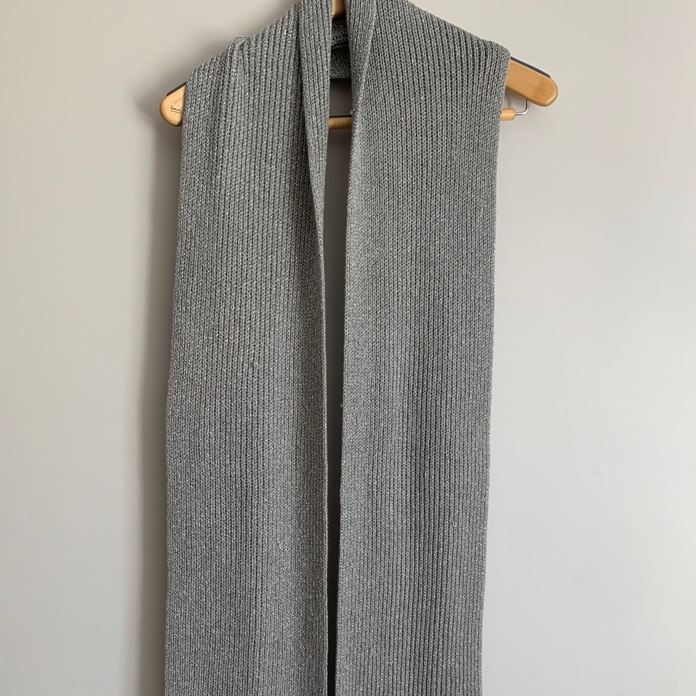 Michael kors silver scarf
